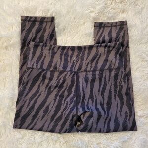 ZYIA Black and Gray Leggings Kids 8-10